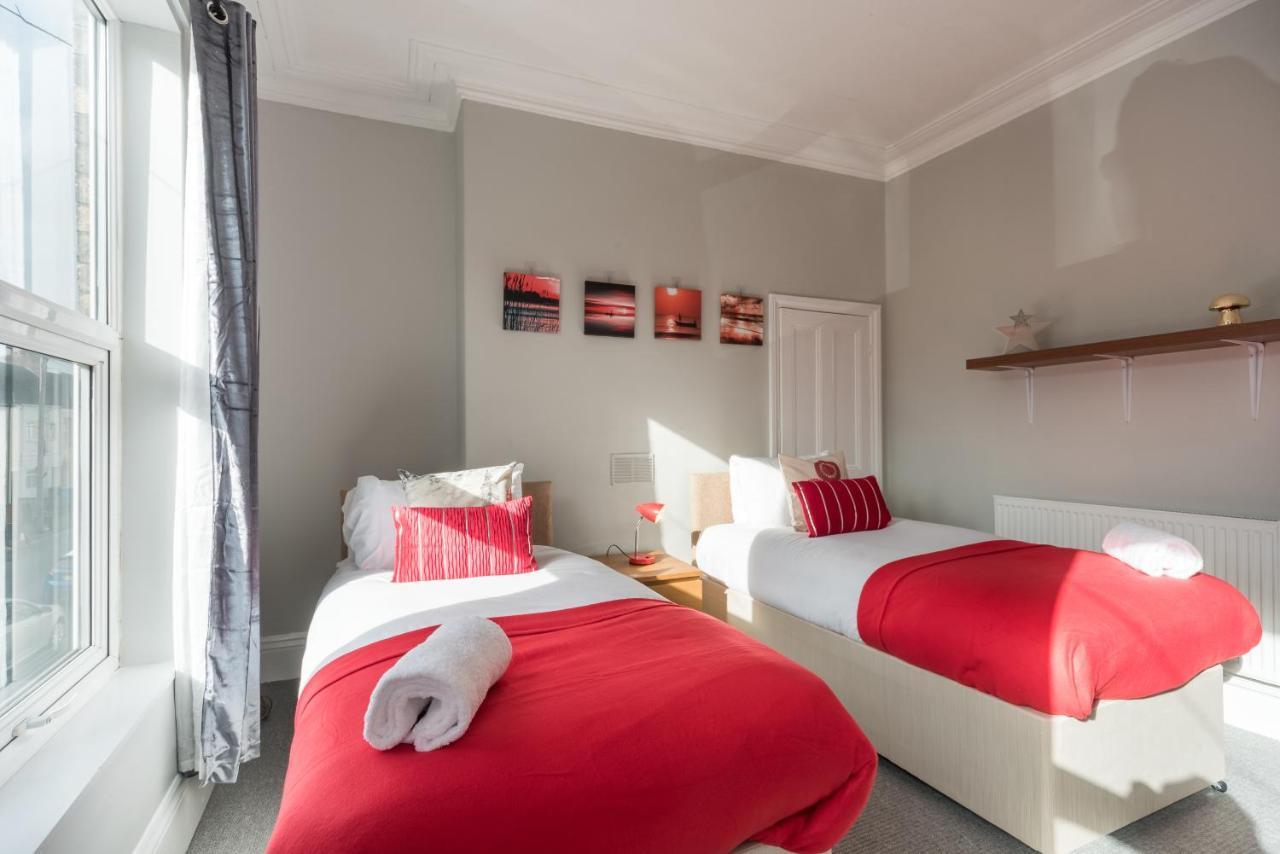3 Bedroom Saks - 2 Living Area House In Newland Ave Hull Kingston upon Hull Εξωτερικό φωτογραφία
