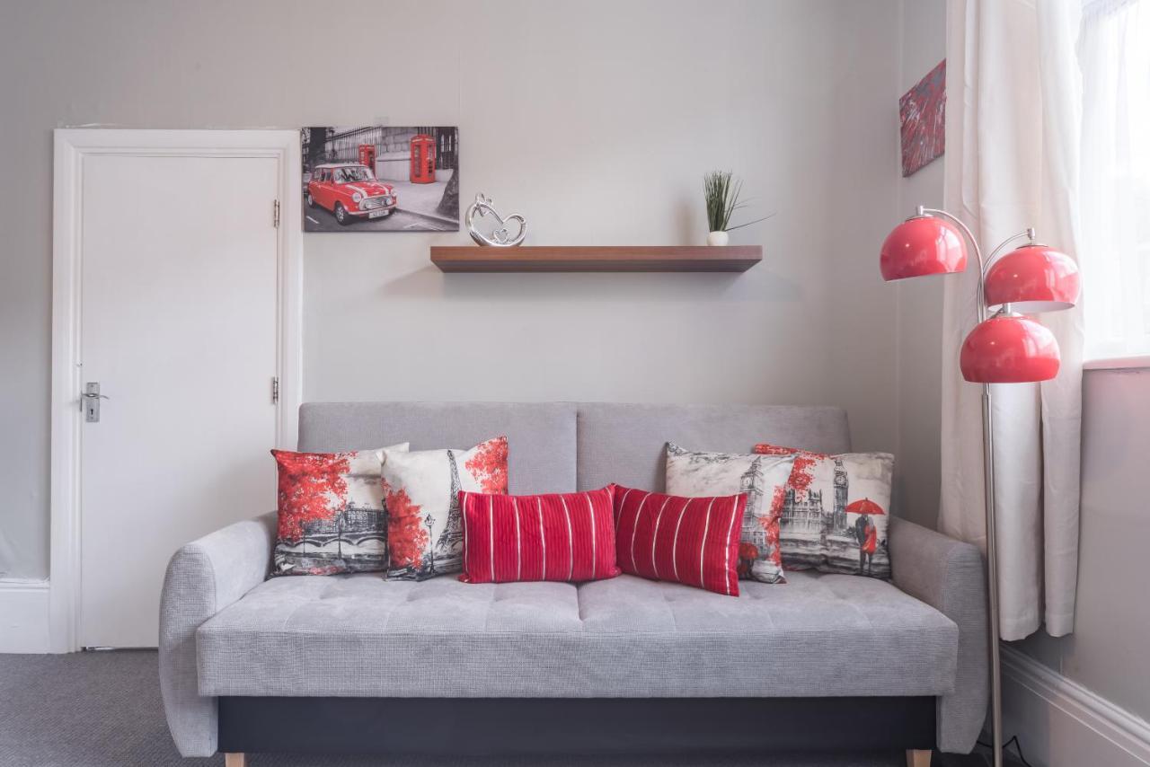 3 Bedroom Saks - 2 Living Area House In Newland Ave Hull Kingston upon Hull Εξωτερικό φωτογραφία